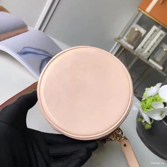 Affordable Louis Duffle Vuitton 0409